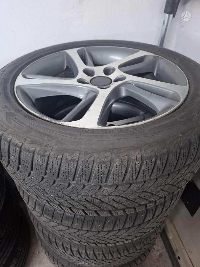 Volvo V40, 2.0 l., Хэтчбек