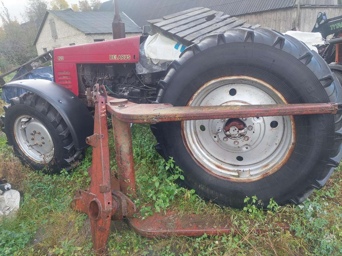 MTZ John deere, tractors