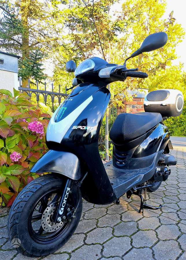 Piaggio Fly 49cc, scooters / mopeds