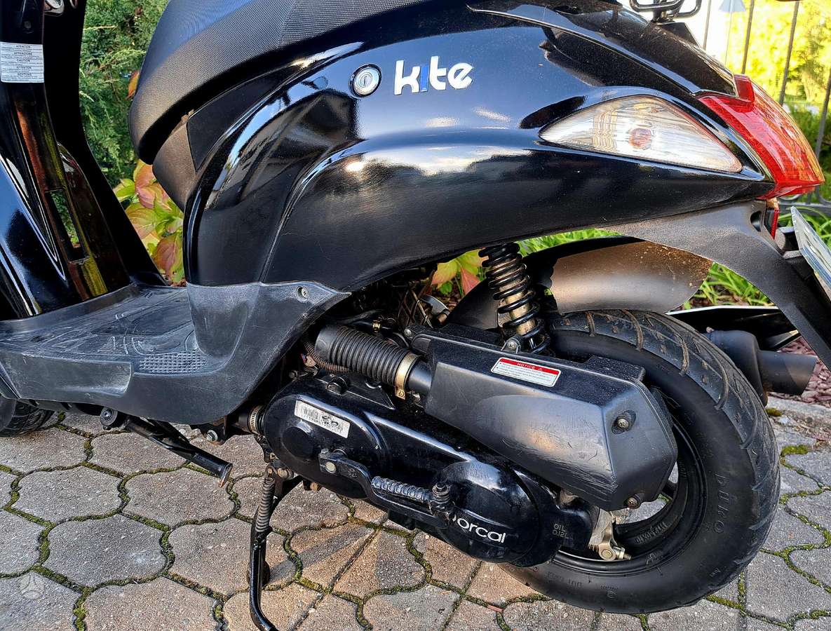 Piaggio Fly 49cc, scooters / mopeds