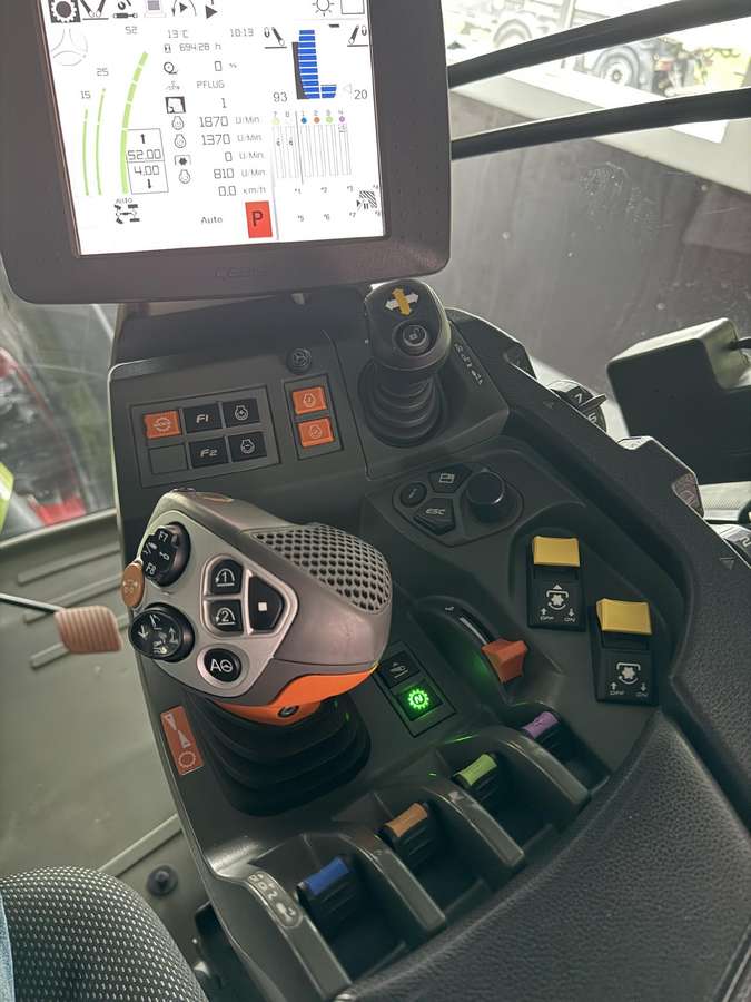 Claas Axion 920 Cmatic, тракторы
