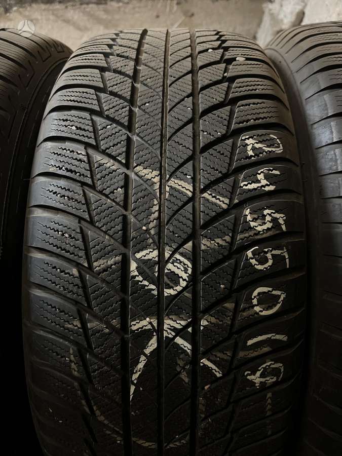 Bridgestone, всесезонные 245/50 R19