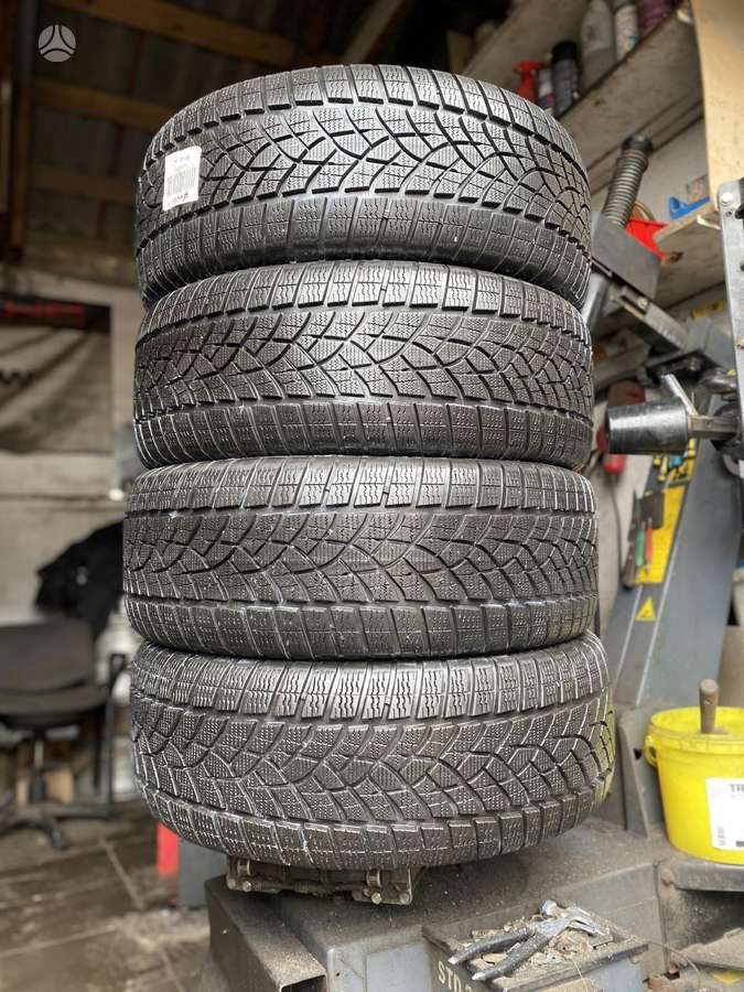 Goodyear UltraGrip, зимние 245/55 R17