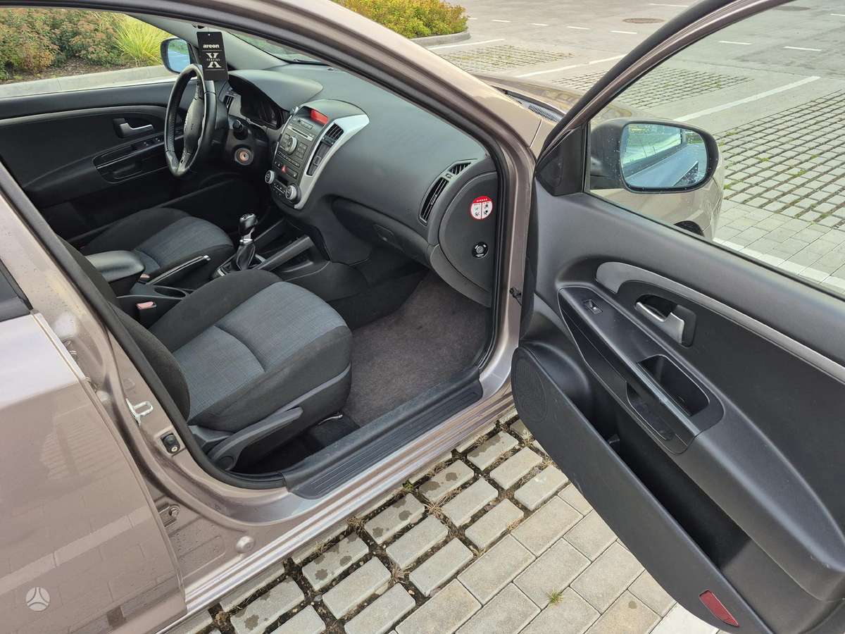 Kia Ceed, 1.6 l., wagon