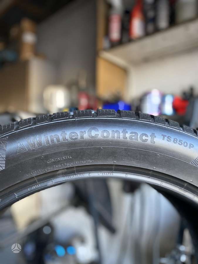 Continental, зимние 285/45 R22