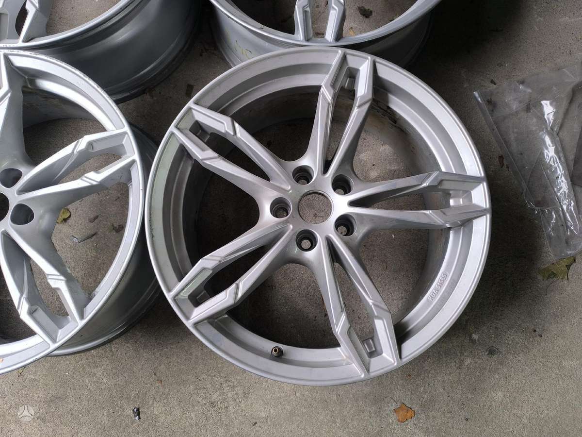 Audi, lengvojo lydinio, R19