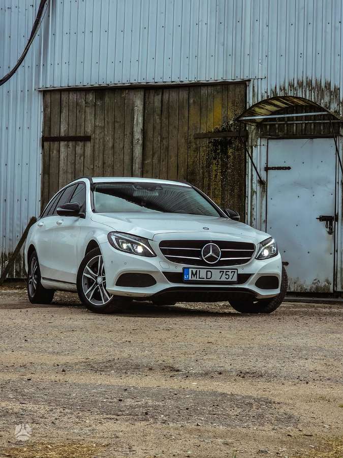 Mercedes-Benz C220, universalas