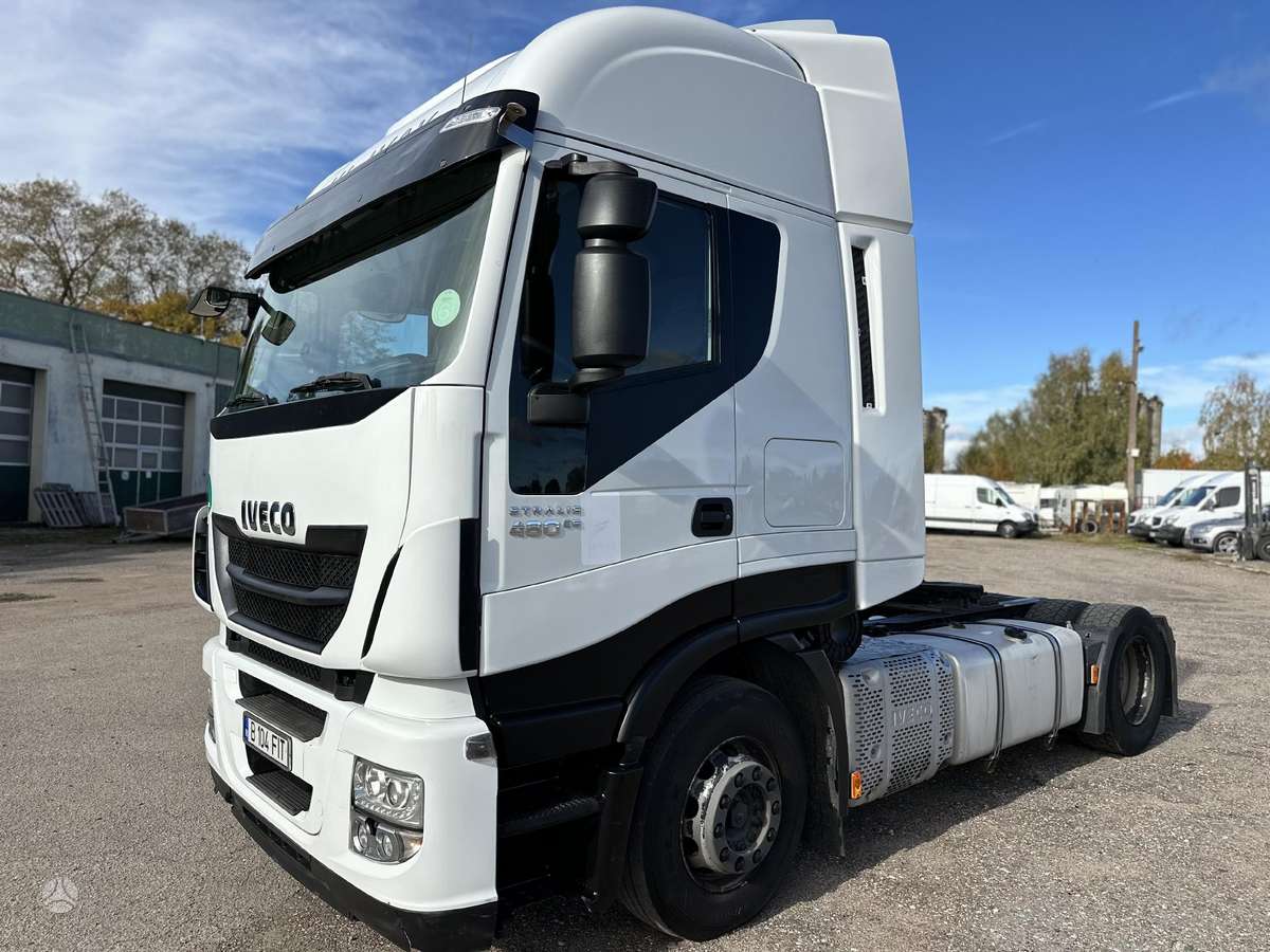 Iveco STRALIS AS440S48T/P, double sleeper
