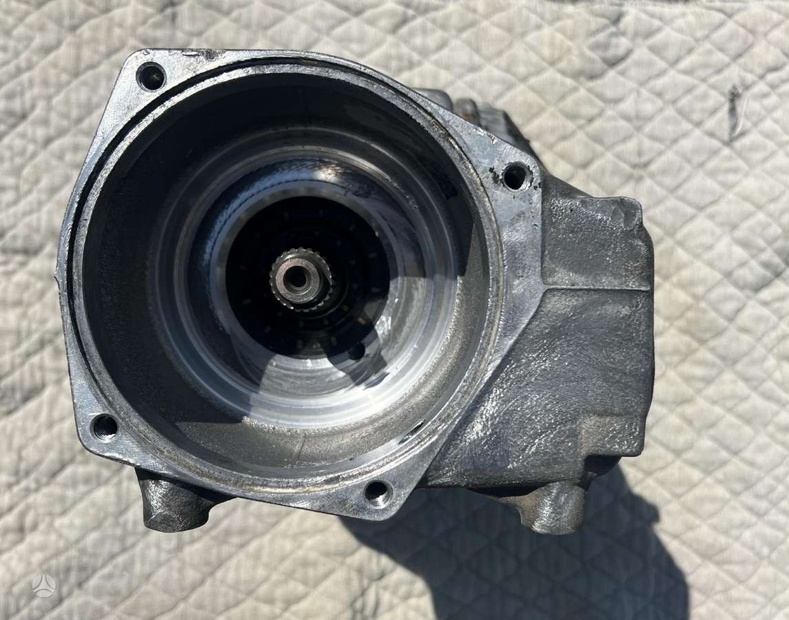 Land Rover Freelander, 520116290, differential