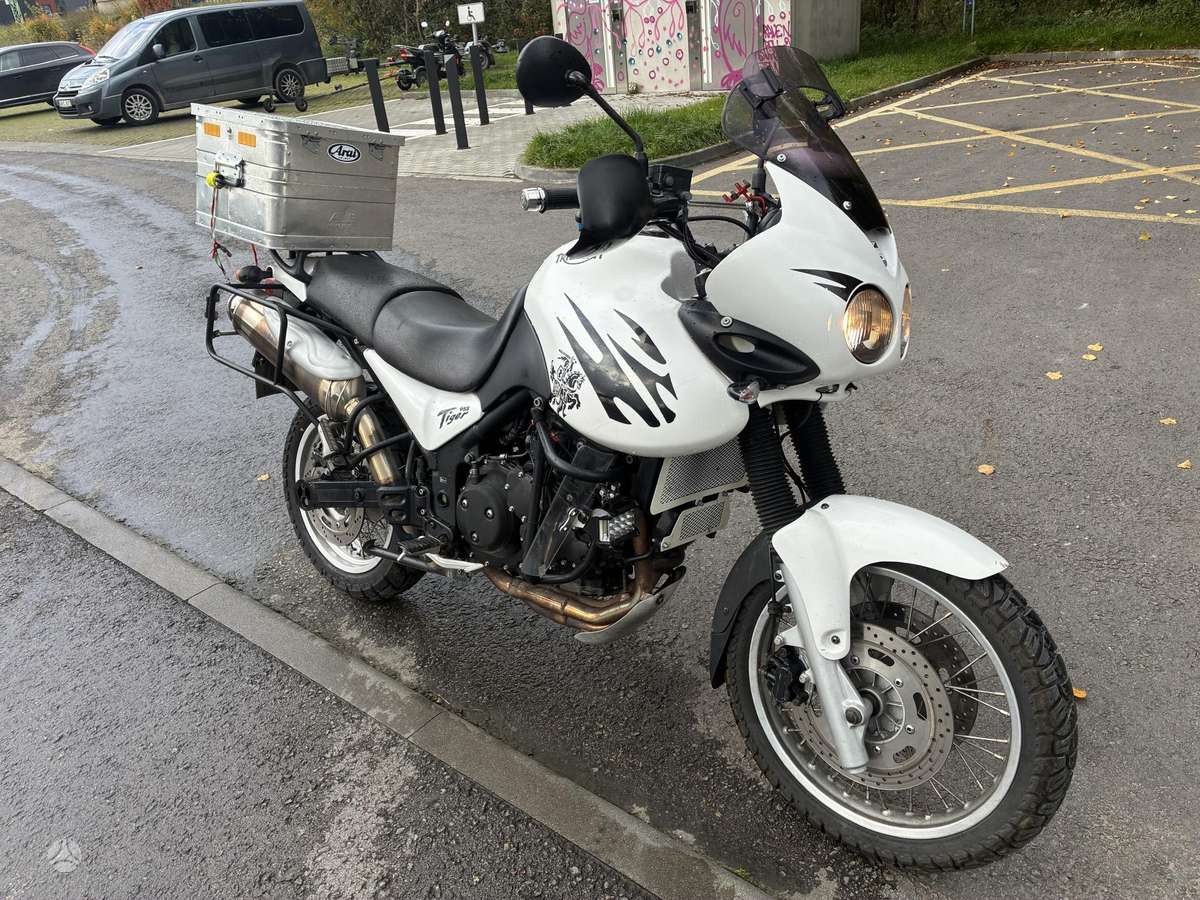 Triumph Tiger 955cc, enduro / adventure