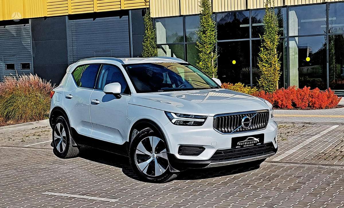 Volvo XC40 - 1
