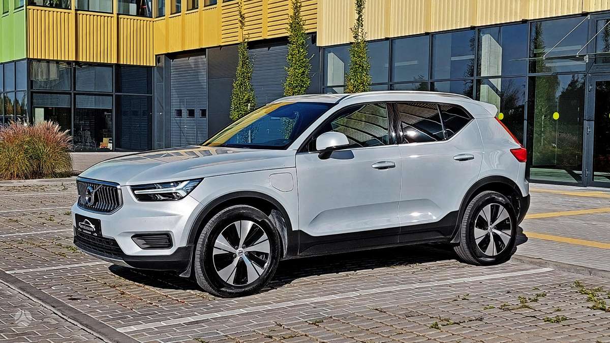 Volvo XC40 - 11