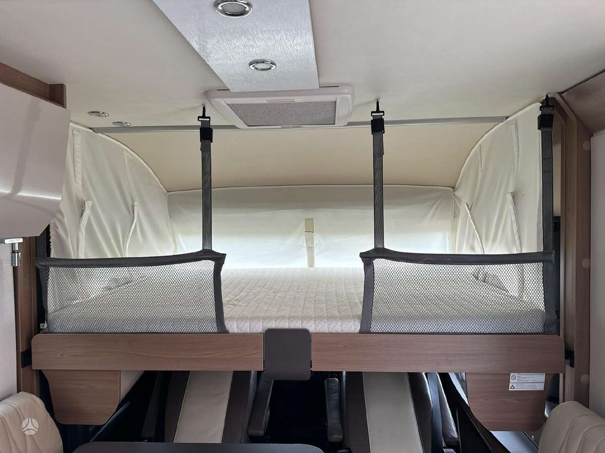 Bürstner Ixeo I744, campers