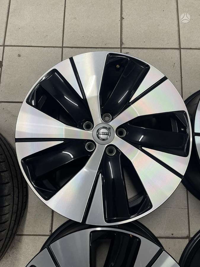 Volvo, light alloy, R18