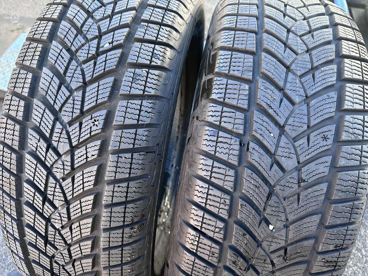 Goodyear UltraGrip Performance+, universalios 215/60 R17