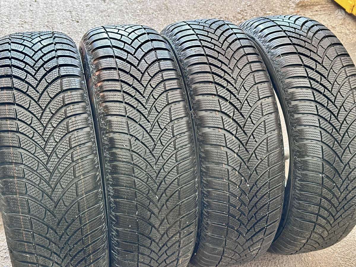 Semperit SPEED-GRIP 5, žieminės 215/65 R17