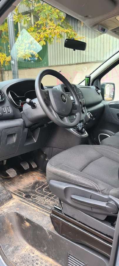 Renault Trafic - 6