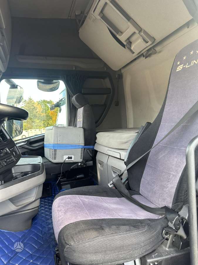 Scania S 450, 2 спальных места