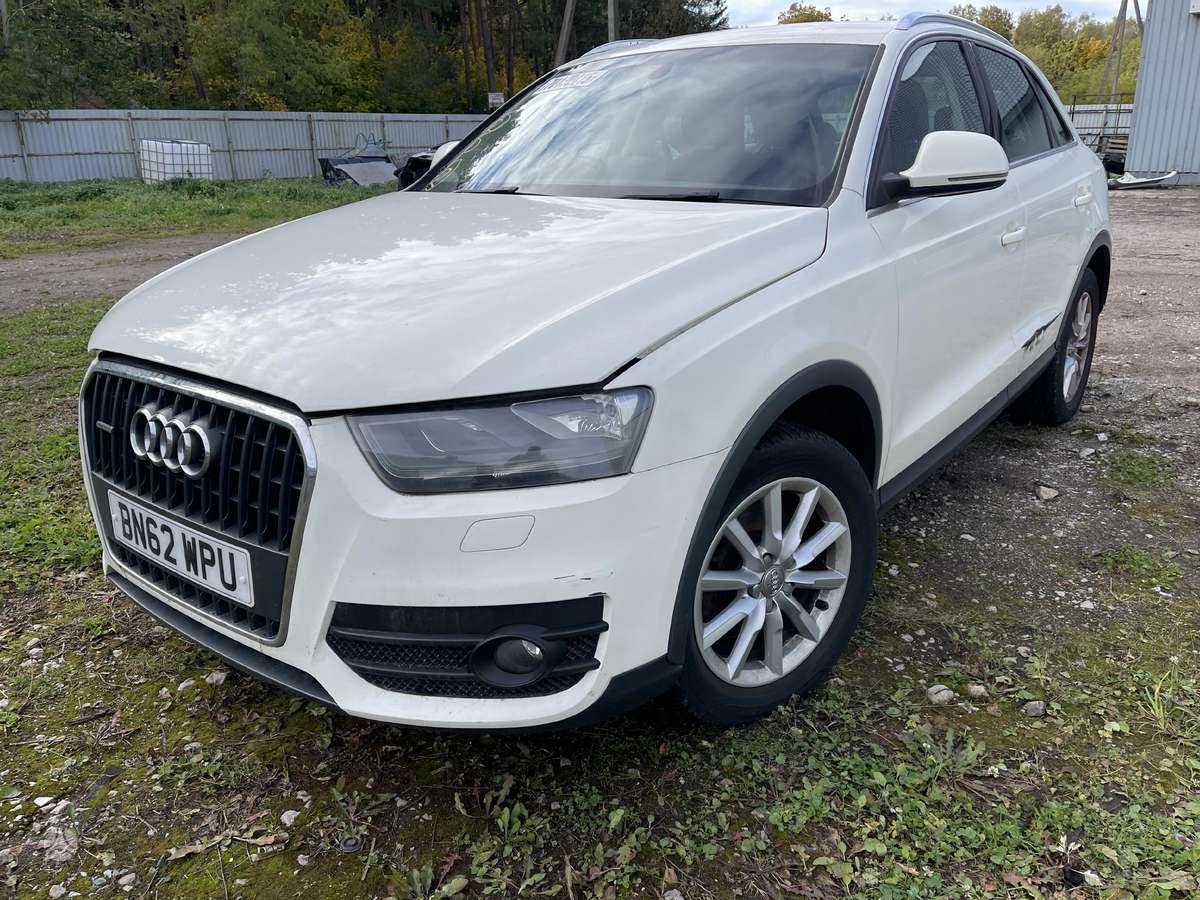Audi Q3 dalimis