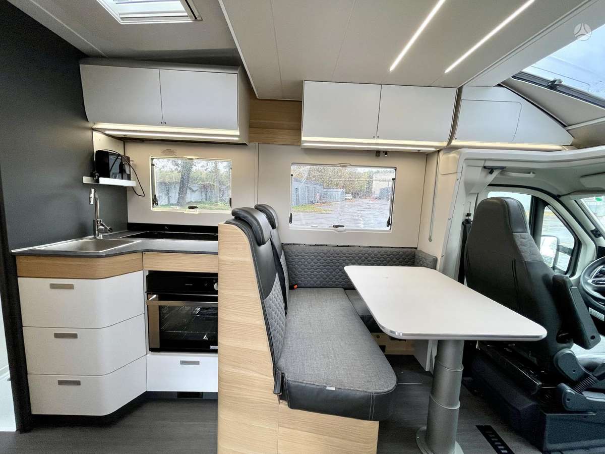 Adria Matrix 670 Plus, campers