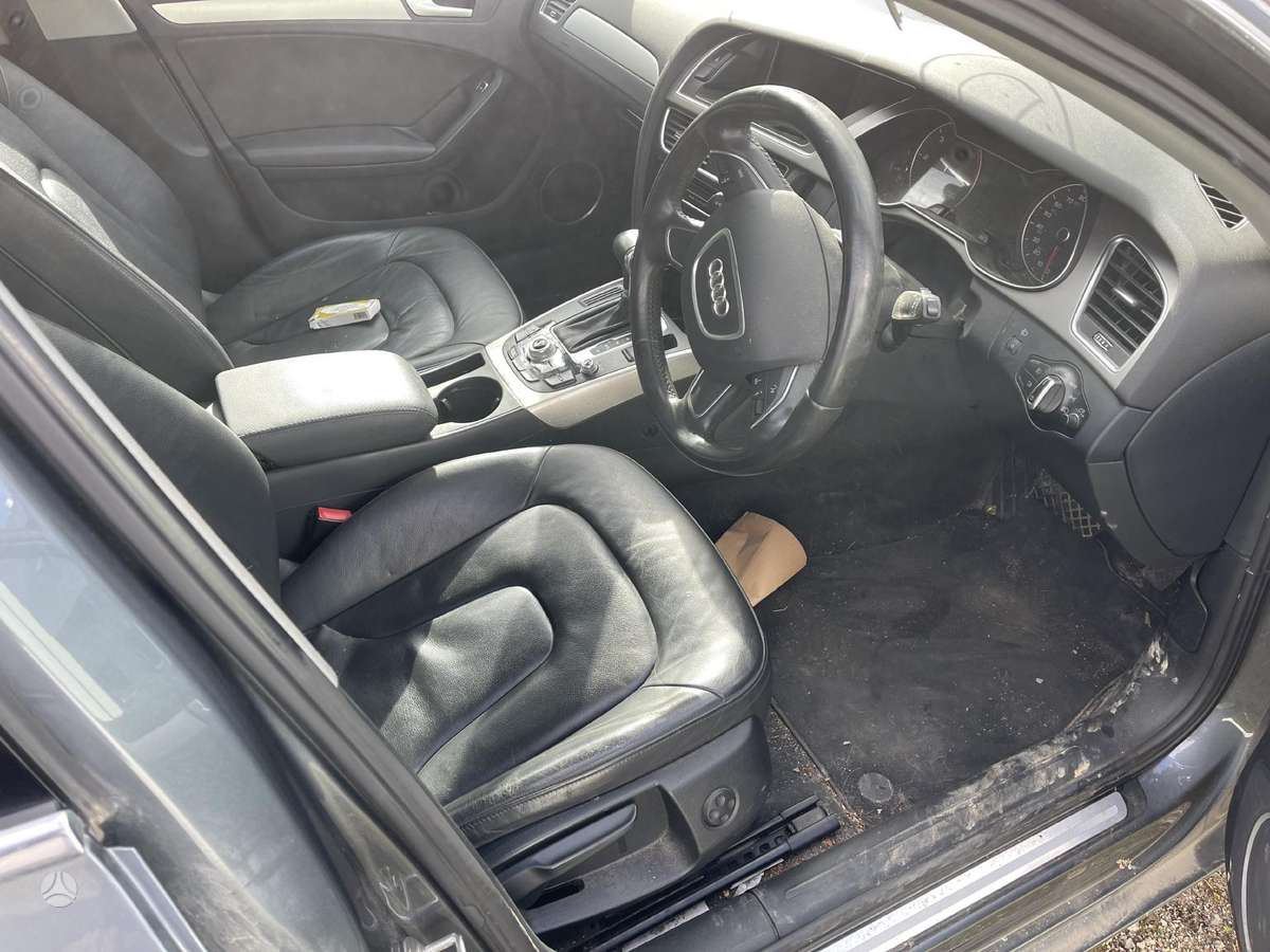 Audi A4 dalimis