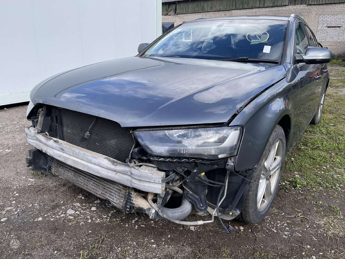 Audi A4 dalimis