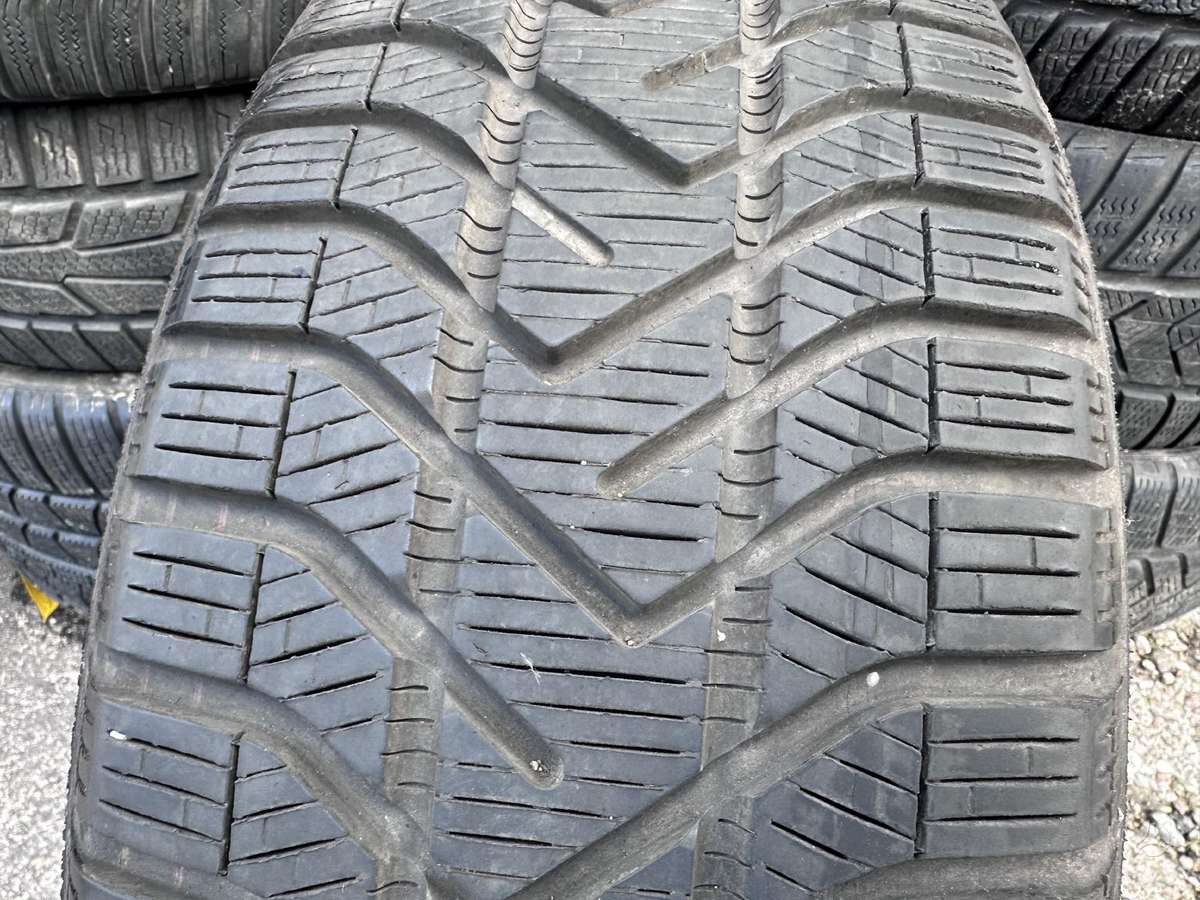 Pirelli SnowControl, winter 205/55 R16