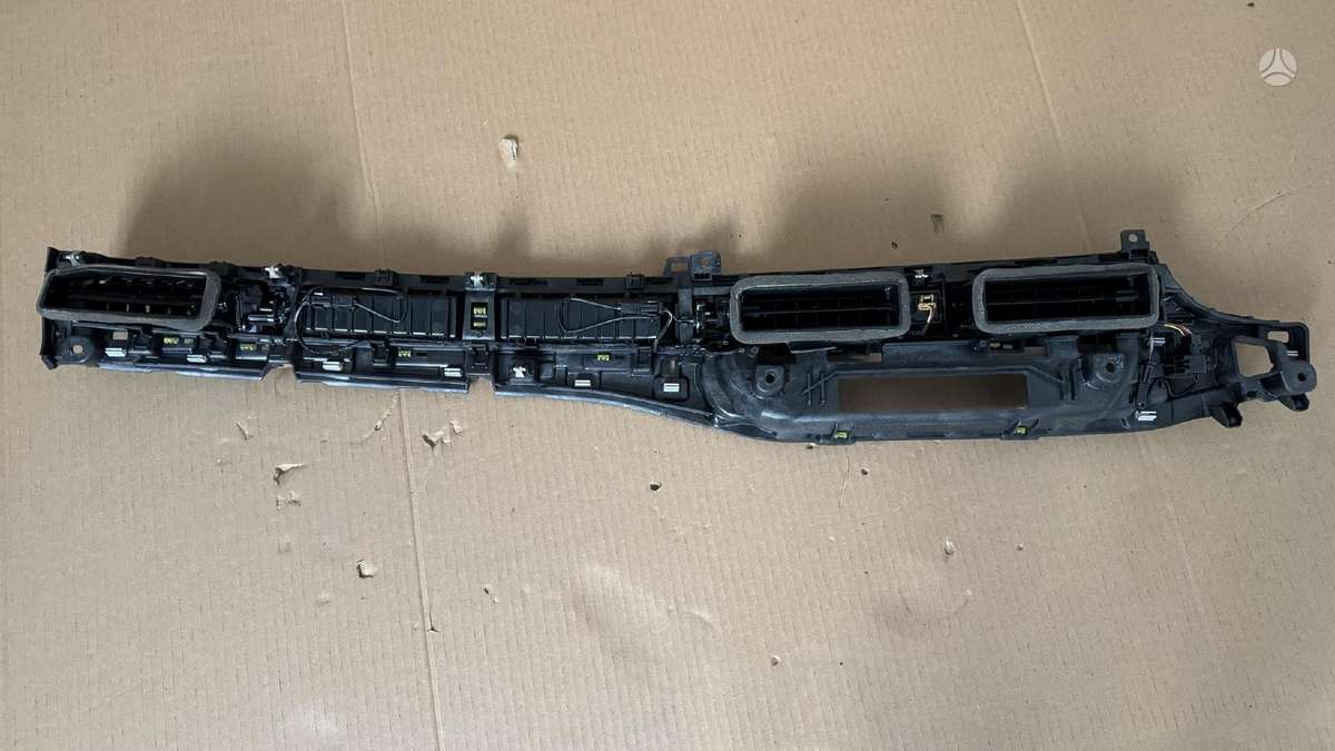 Audi A4, 8W1820902D, dashboard