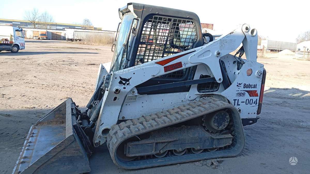 Bobcat T650, mini krautuvai