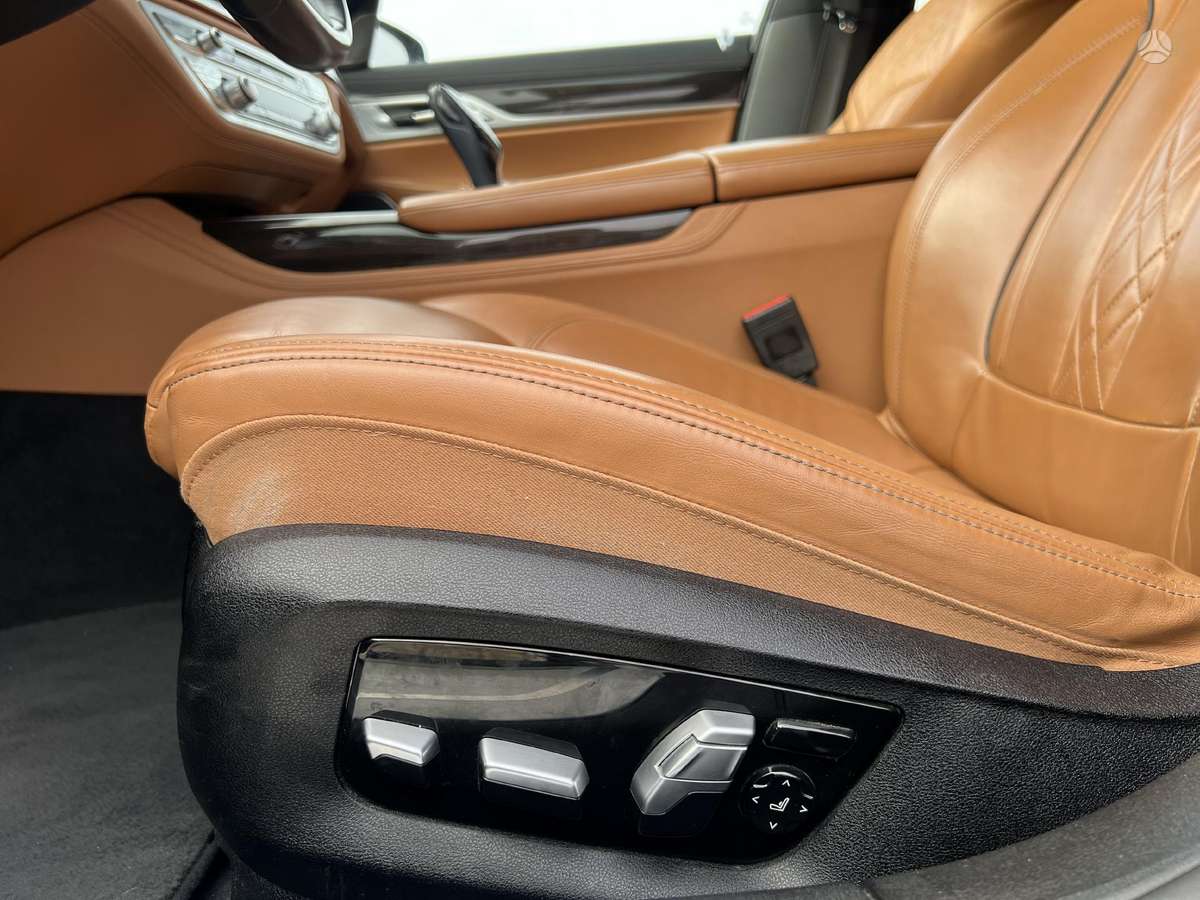BMW 730, 3.0 l., Седан