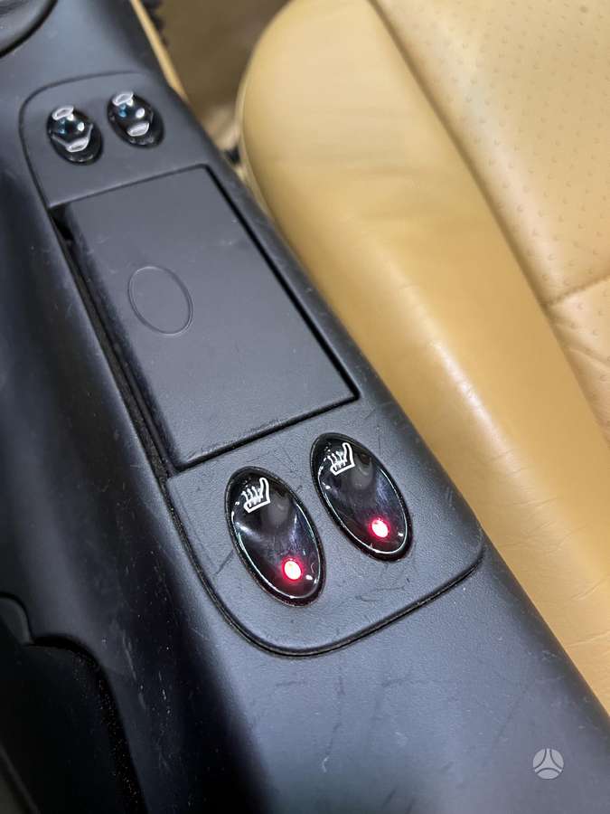 Porsche Boxster - 11