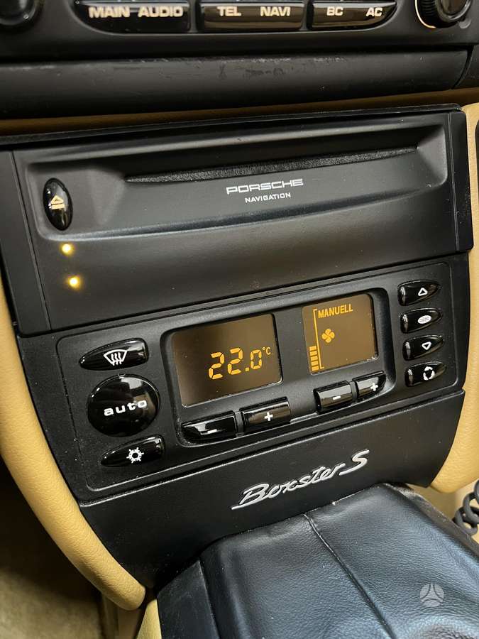 Porsche Boxster - 9