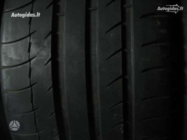 Bridgestone, vasaras 235/45 R17