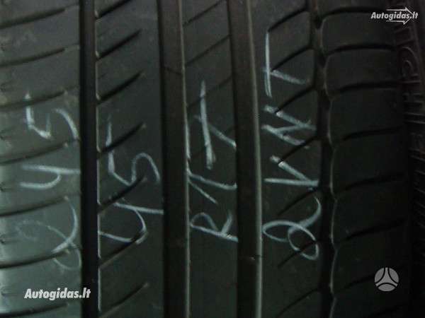 Pirelli, vasaras 245/45 R17