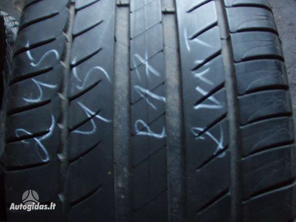 Pirelli, vasarinės 245/45 R17