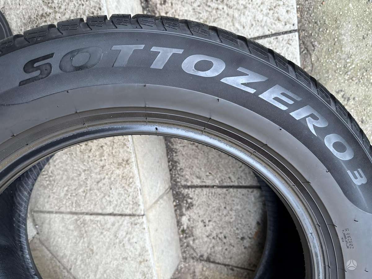 Pirelli Sottozero3, winter 225/60 R18