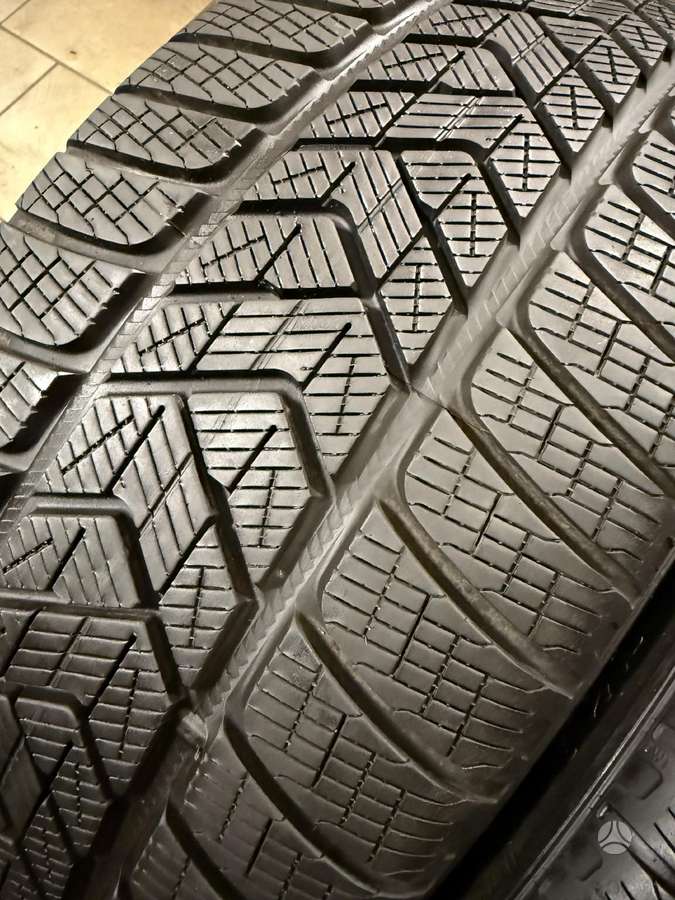 Pirelli ScorpionWinter/2024m/MO, winter 255/50 R19