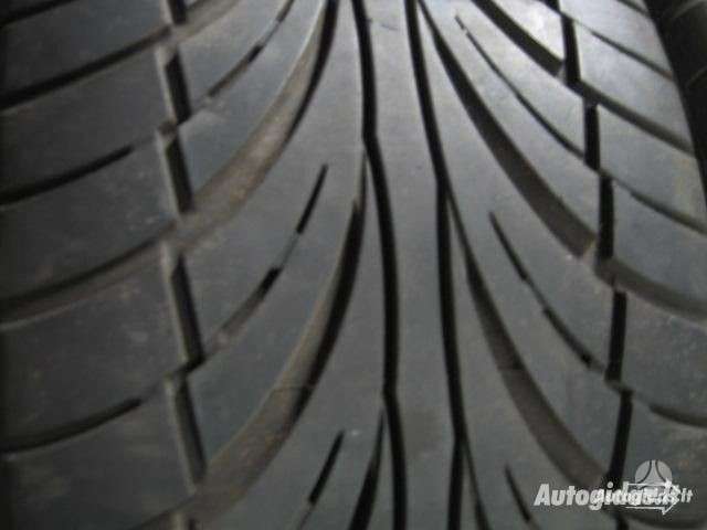 Bridgestone, vasaras 235/40 R17