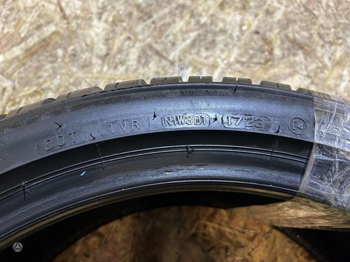 Bridgestone Blizzak LM005, žieminės 235/40 R19