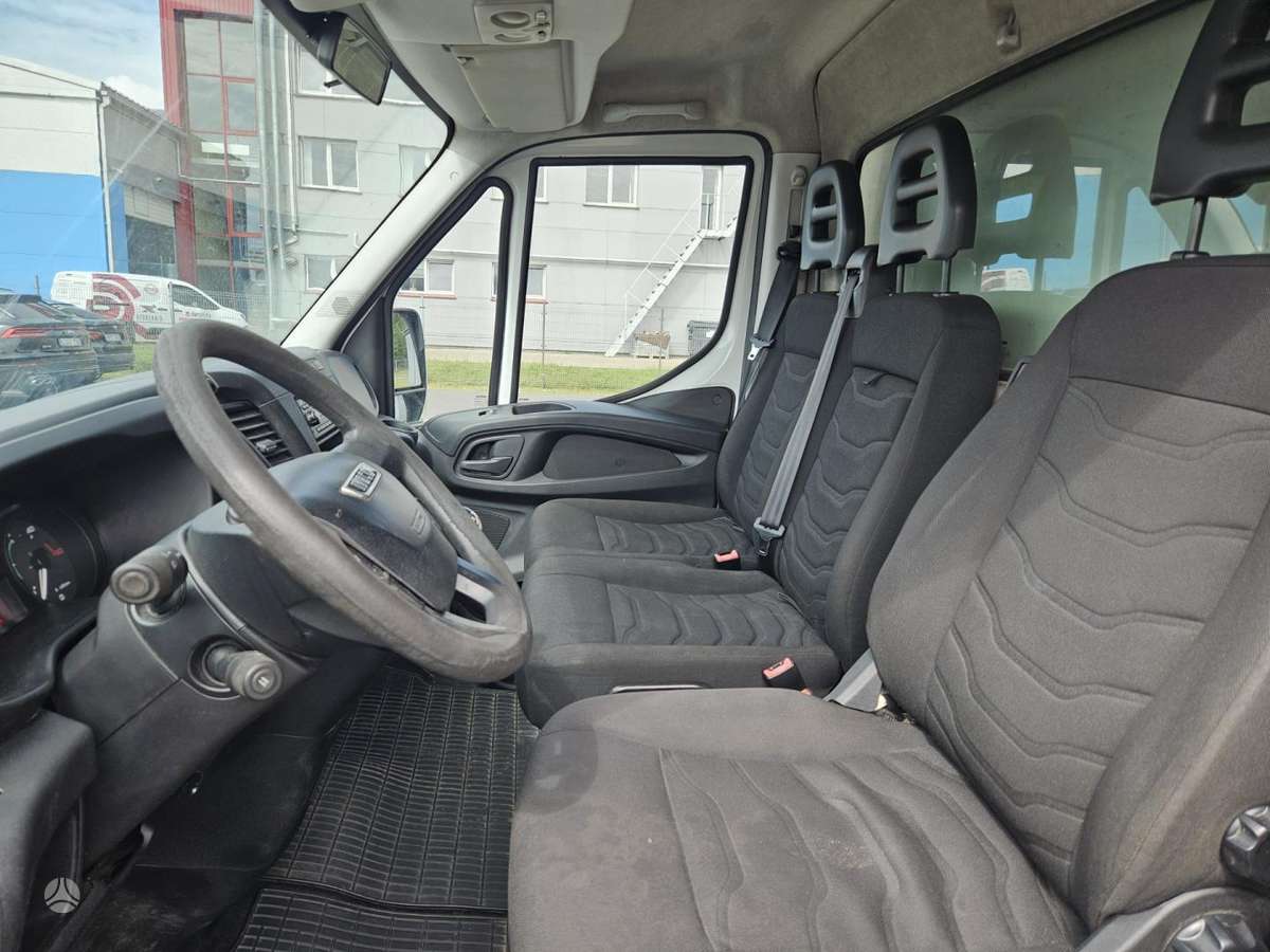 Iveco 35S15, box trucks / box vans