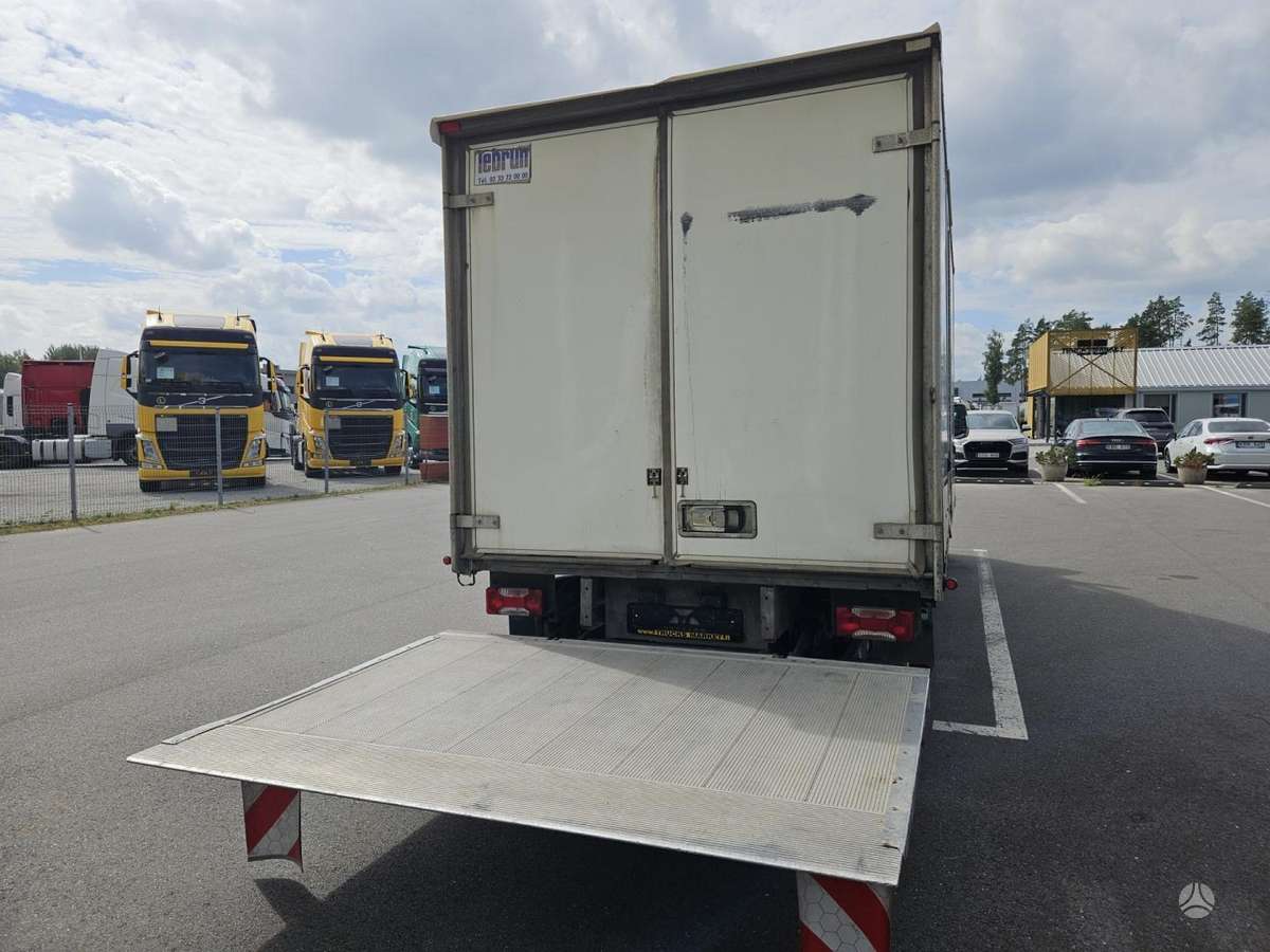 Iveco 35S15, box trucks / box vans