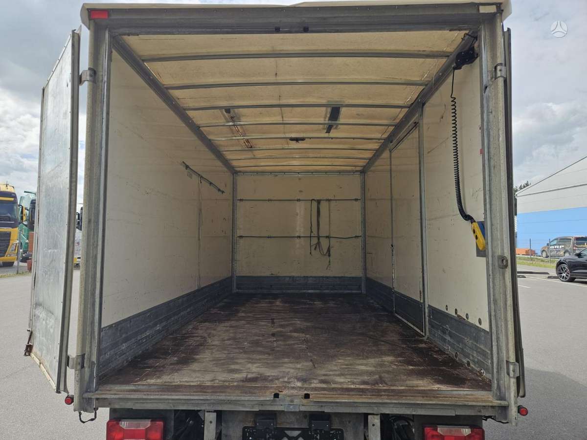 Iveco 35S15, box trucks / box vans