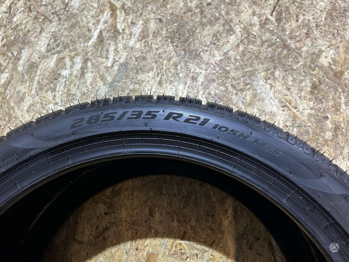Pirelli P Zero Winter, winter 285/35 R21