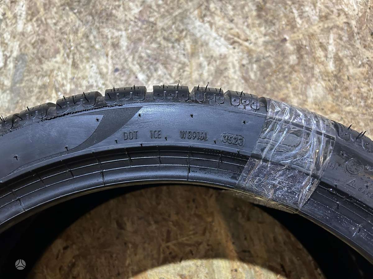 Pirelli P Zero Winter, winter 285/35 R21