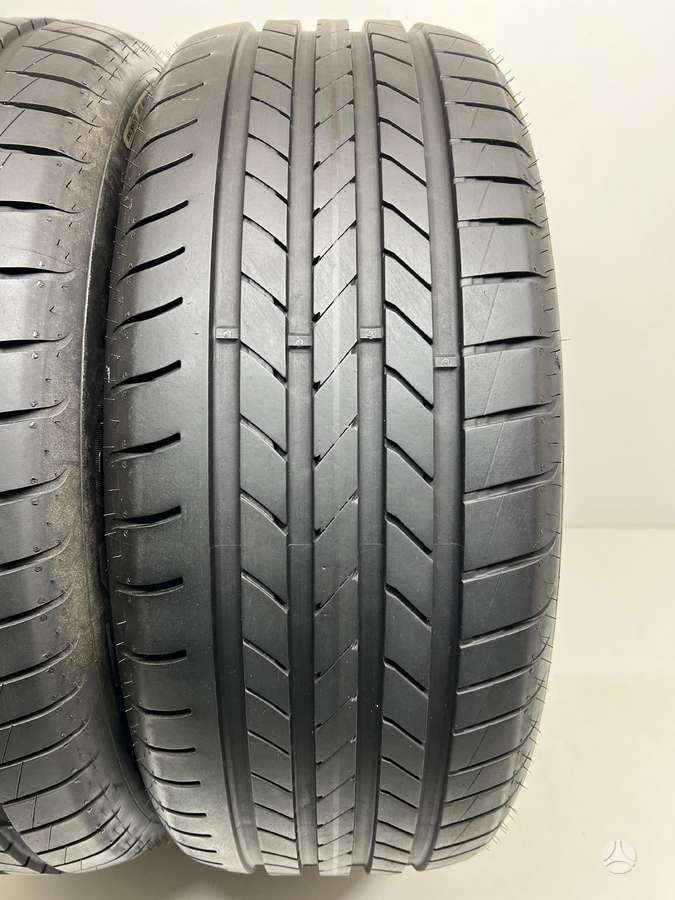 Goodyear EfficientGrip RFT 2020m, vasarinės 235/45 R19