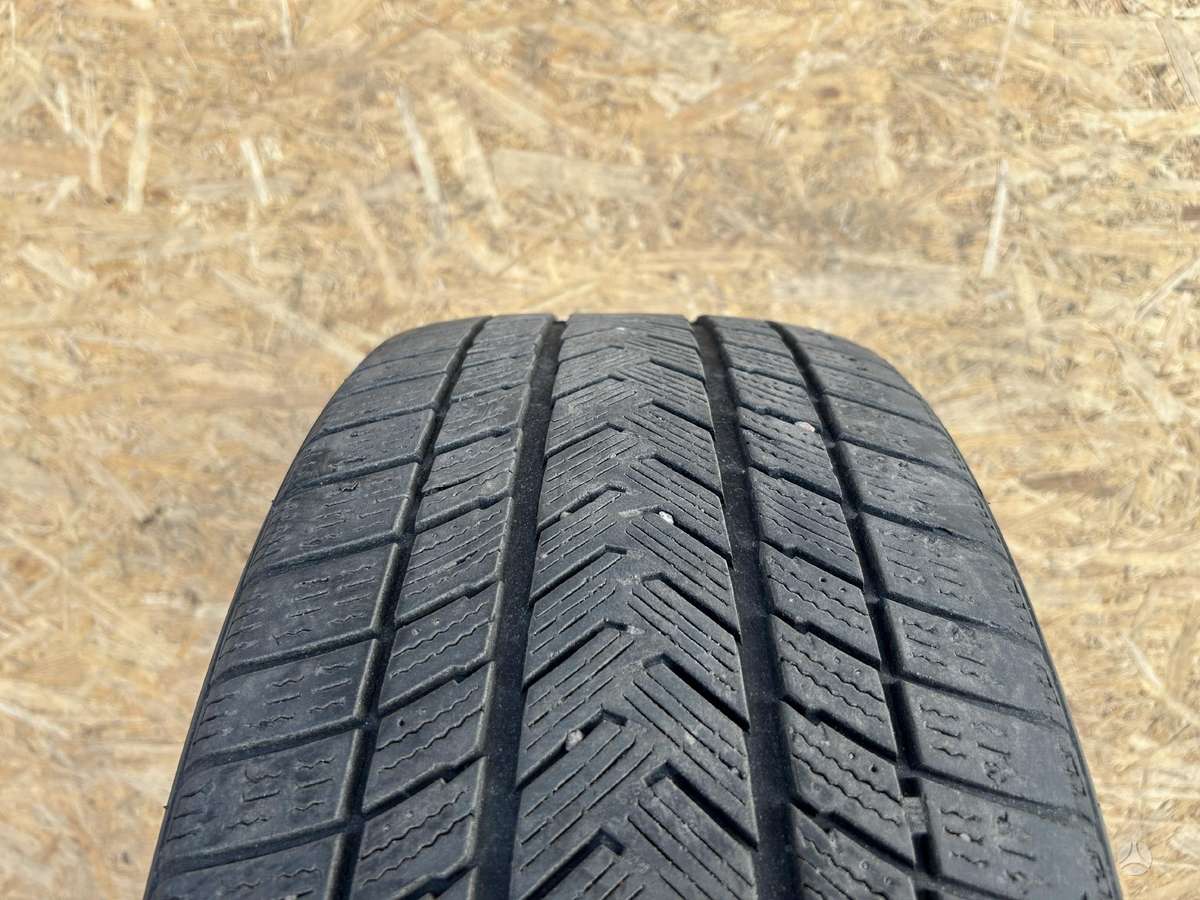 Gripmax SureGrip Pro Winter, winter 245/40 R20