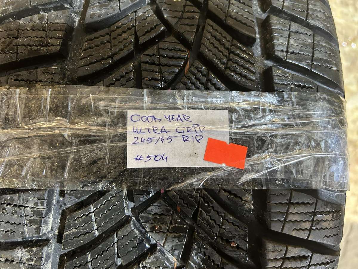 Goodyear Ultra Grip Performance +, winter 245/45 R18