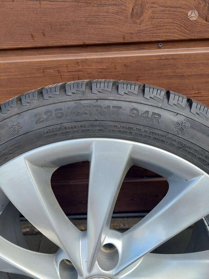 Triangle, žieminės 225/45 R17