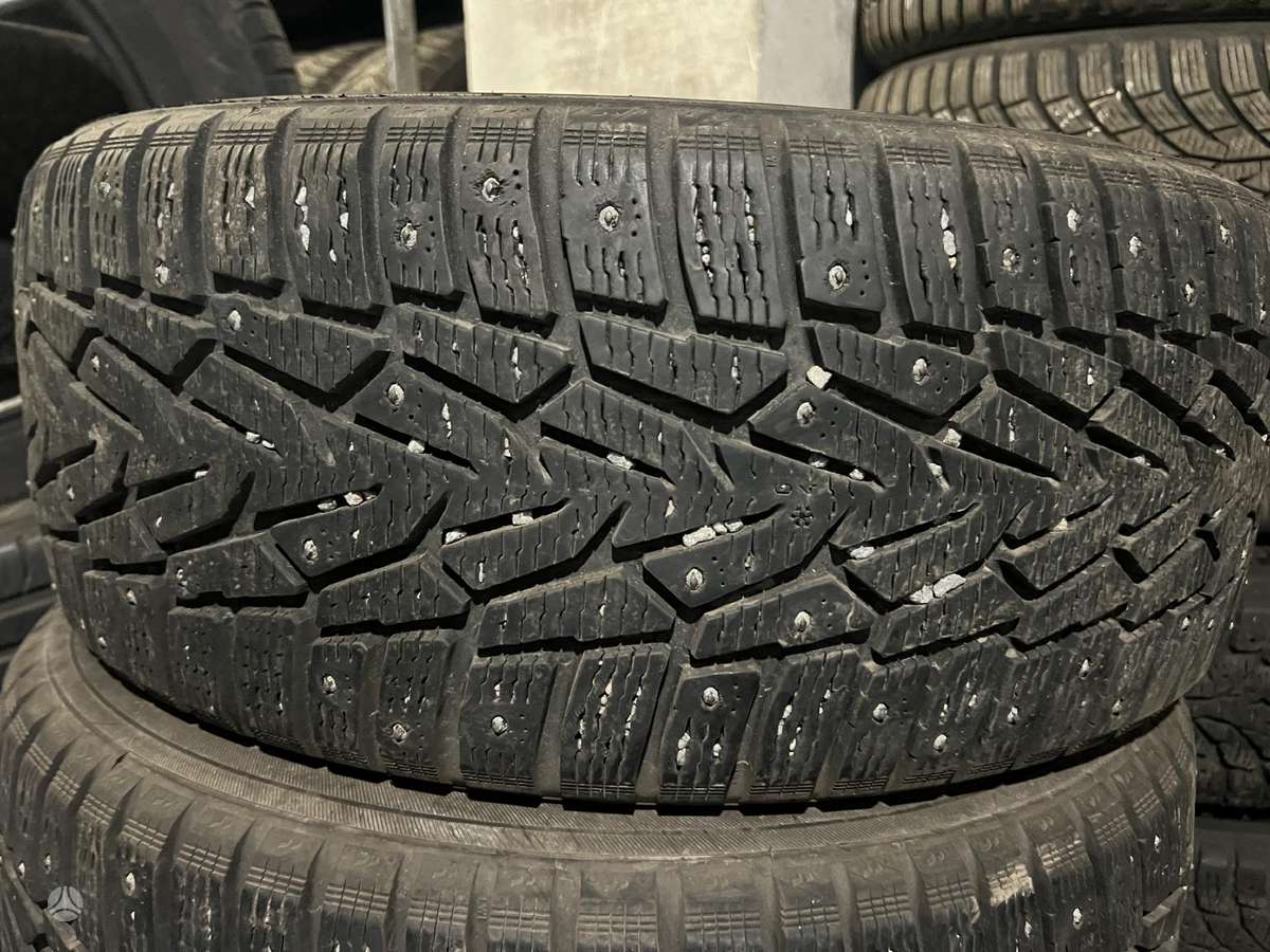 Nokian, žieminės 235/60 R16