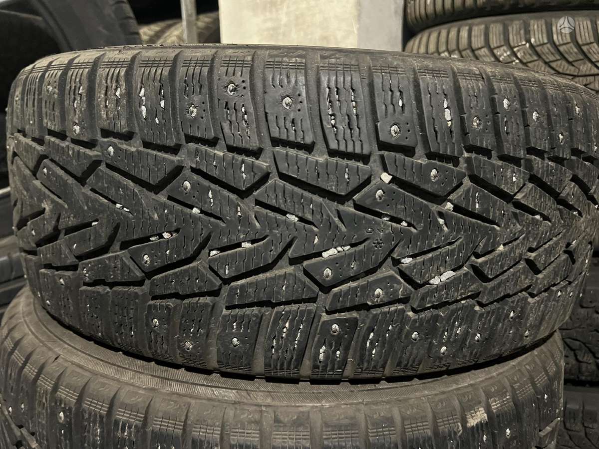 Nokian, зимние 235/60 R16